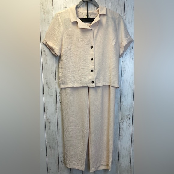 Faith and Joy, Cream Color Two piece- Shirt and pants Size Petite Small - Picture 1 of 16